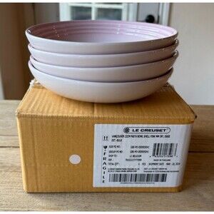 NEW Le Creuset Stoneware Set of 4 8.5 in 1 qt Vancouver Pasta Bowls Shell Pink
